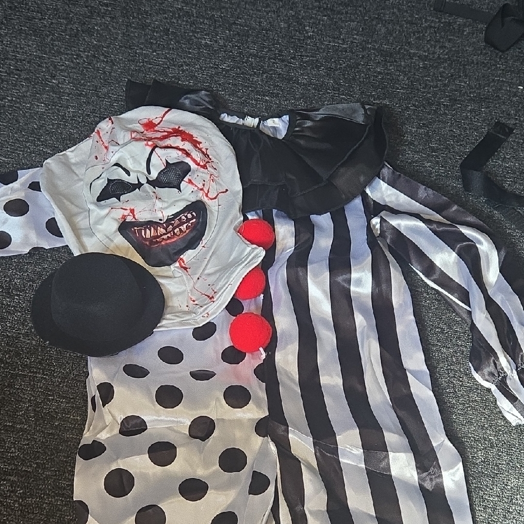 Scary Clown Kids Costume - Black, White & Red Size Small 4-6t